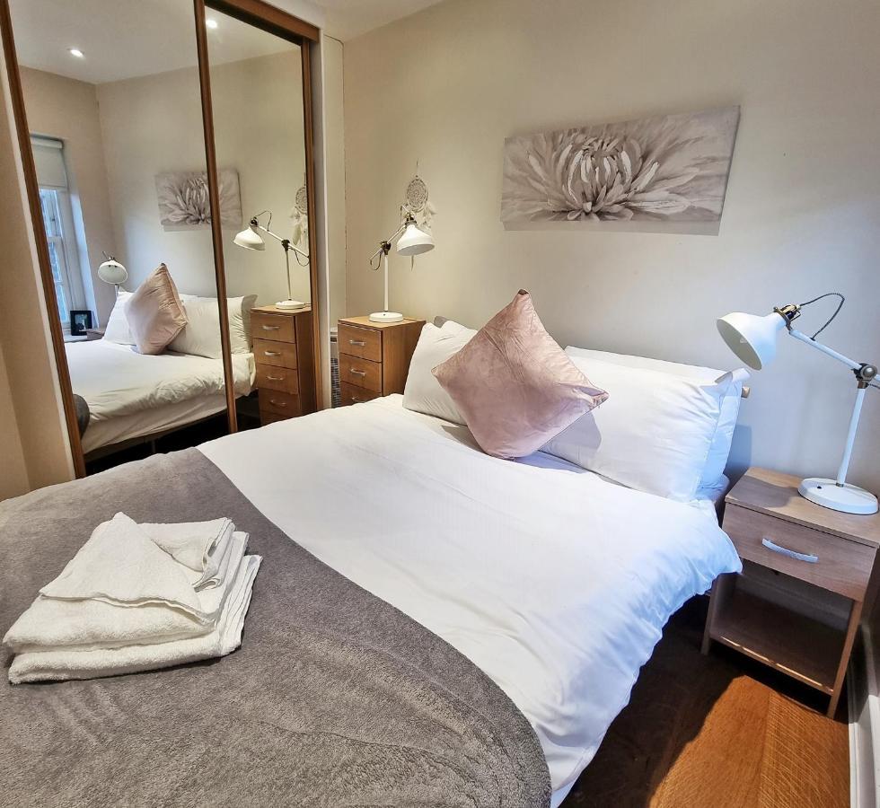 Artillery Lane Apartments Лондон Экстерьер фото
